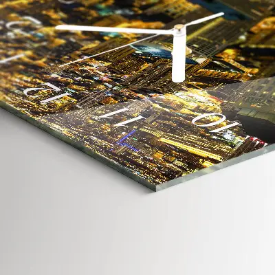 Glasuhr horizontal Die erleuchtete Stadt