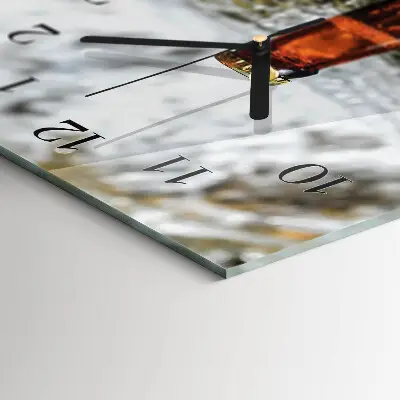 Moderne wanduhr vertikal Bier