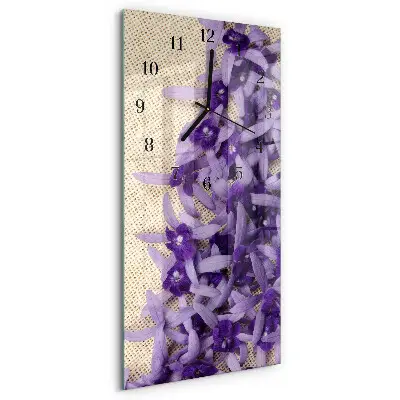 Moderne wanduhr vertikal Lavendel