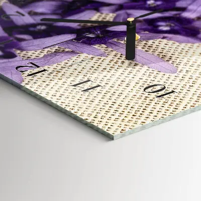 Moderne wanduhr vertikal Lavendel