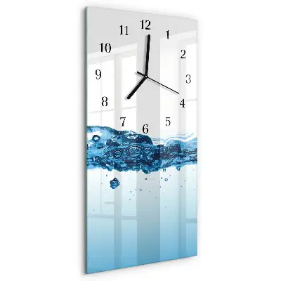 Vertikale Uhr Wasser