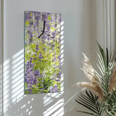 Vertikale Uhr Lavendel