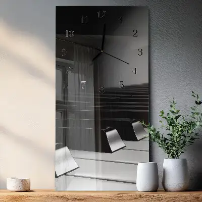 Moderne wanduhr vertikal Klaviertasten