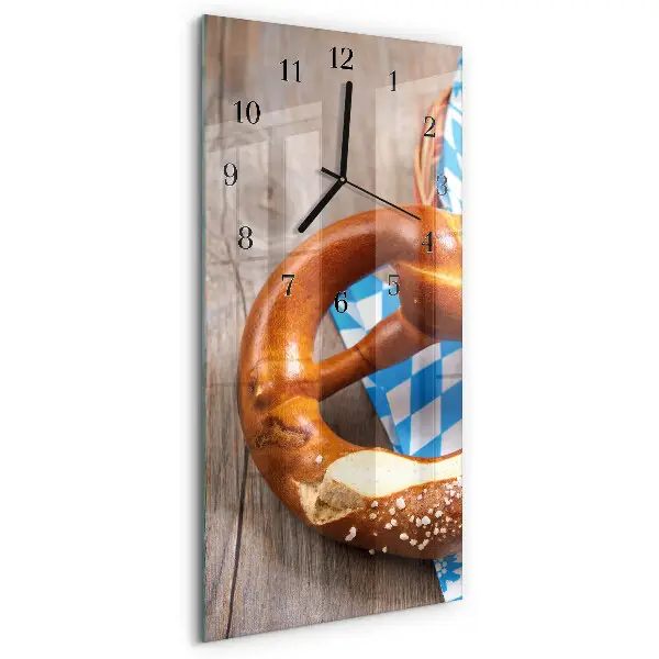 Vertikale glas wanduhr Brezel