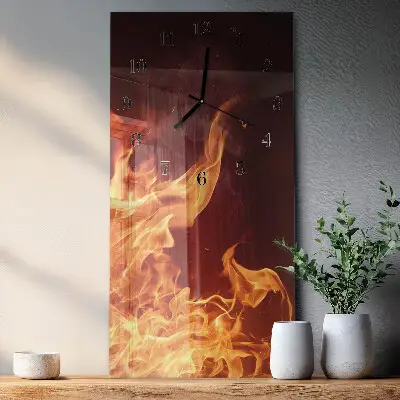 Moderne wanduhr vertikal Feuer