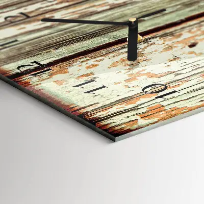 Wanduhr design ausgefallen vertikal Holzwand