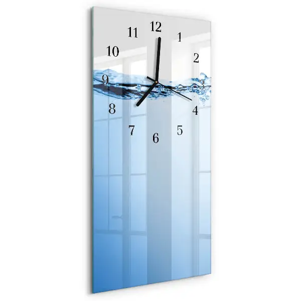 Moderne wanduhr vertikal Wasser