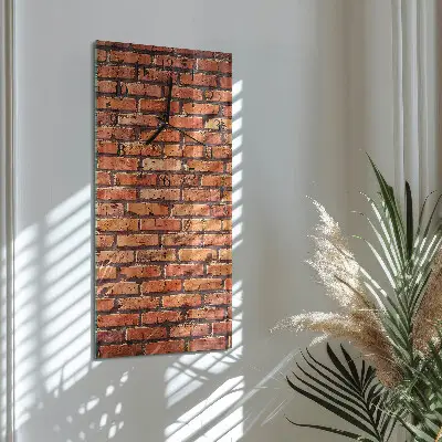 Vertikale glas wanduhr Ziegelmauer