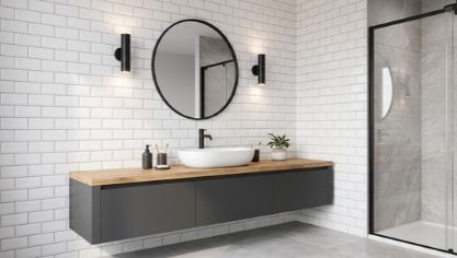Was anstelle von Fliesen an die Badezimmerwand kleben? Ein praktischer Leitfaden zu modernen Alternativen